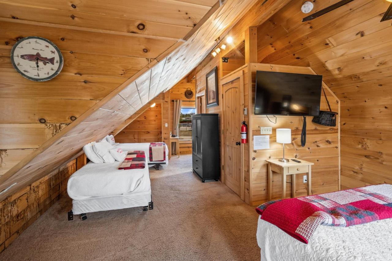 The Bucking Moose Otel West Yellowstone Dış mekan fotoğraf