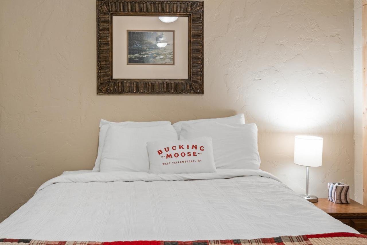 The Bucking Moose Otel West Yellowstone Dış mekan fotoğraf