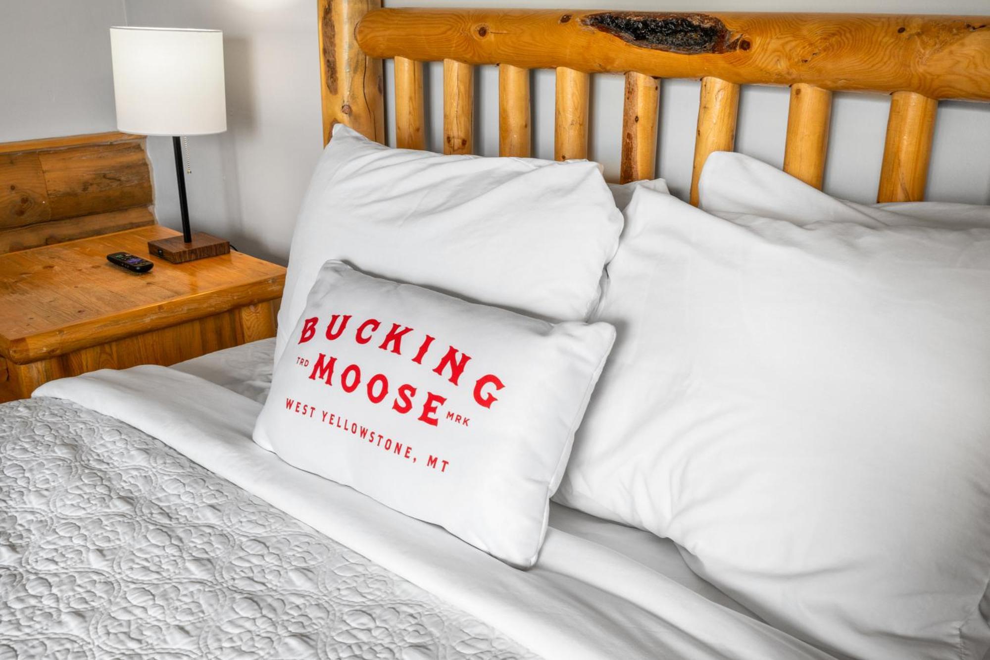 The Bucking Moose Otel West Yellowstone Dış mekan fotoğraf